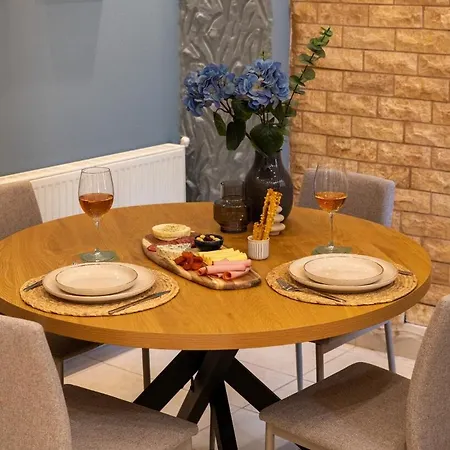 Serenity Bright 2br Retreat Thessalonique