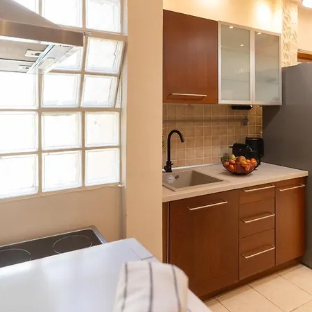Serenity Bright 2br Retreat